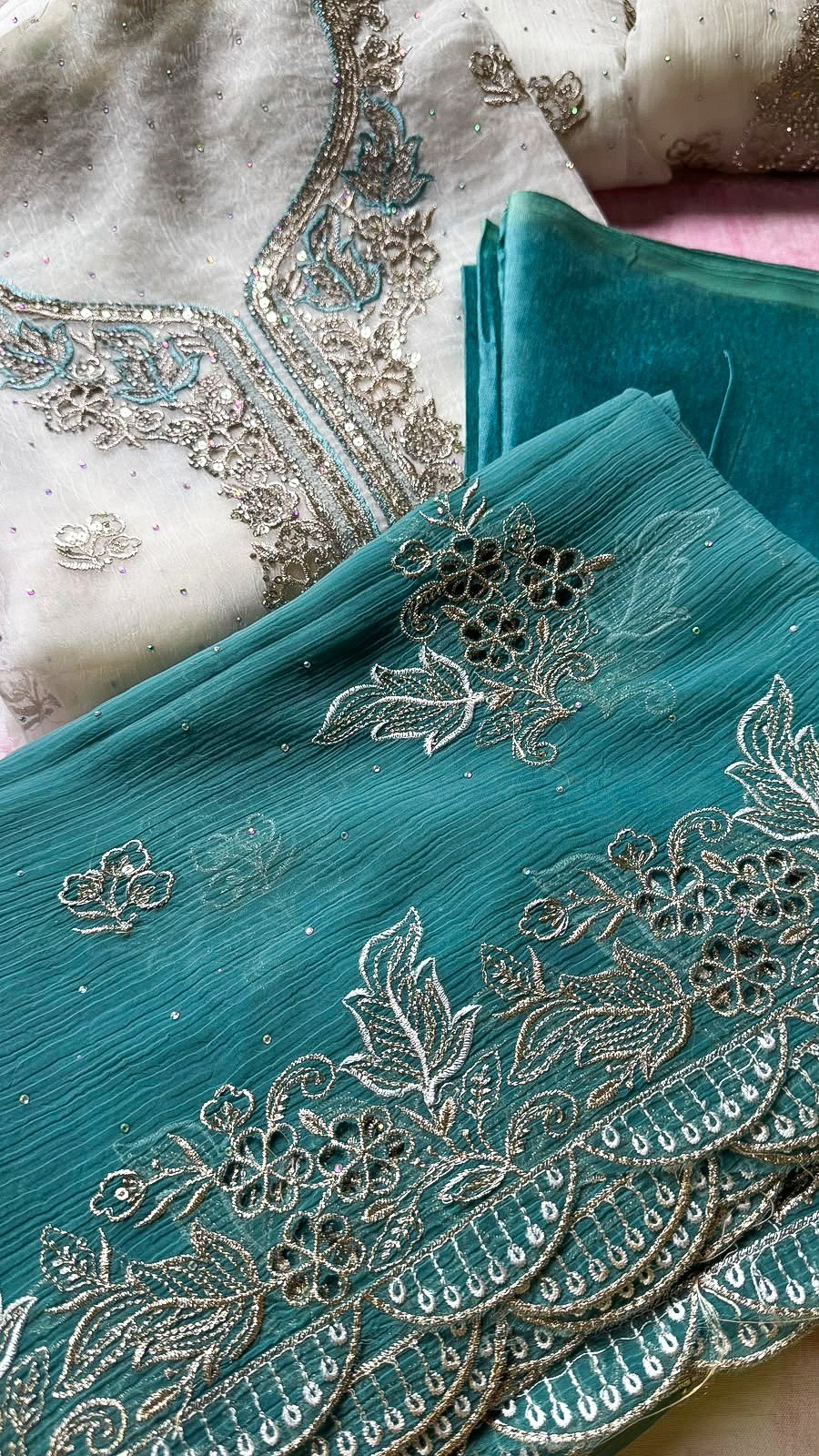 LUZAIRA Signature Teal 4-Piece Set